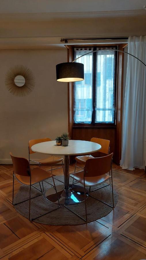 Le Vintage - Appartement En Plein Coeur De La Vieille Ville آنسي المظهر الخارجي الصورة