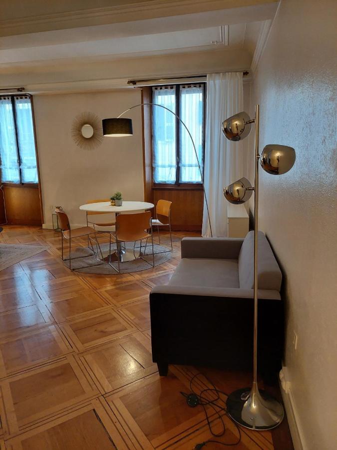Le Vintage - Appartement En Plein Coeur De La Vieille Ville آنسي المظهر الخارجي الصورة